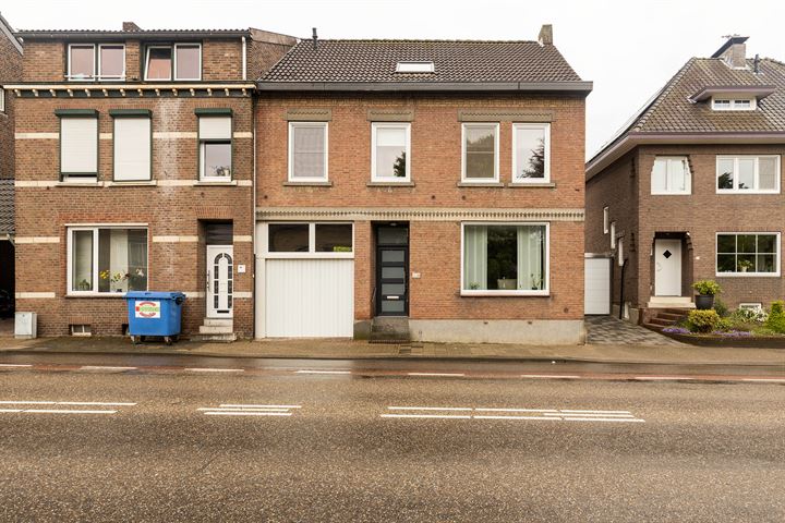 View photo 8 of Stationstraat 40