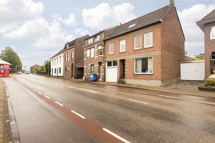 View photo 9 of Stationstraat 40