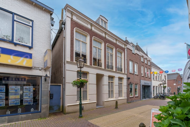 Hoogstraat 17