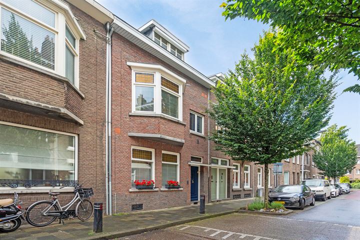 View photo 2 of Joseph Hollmanstraat 4