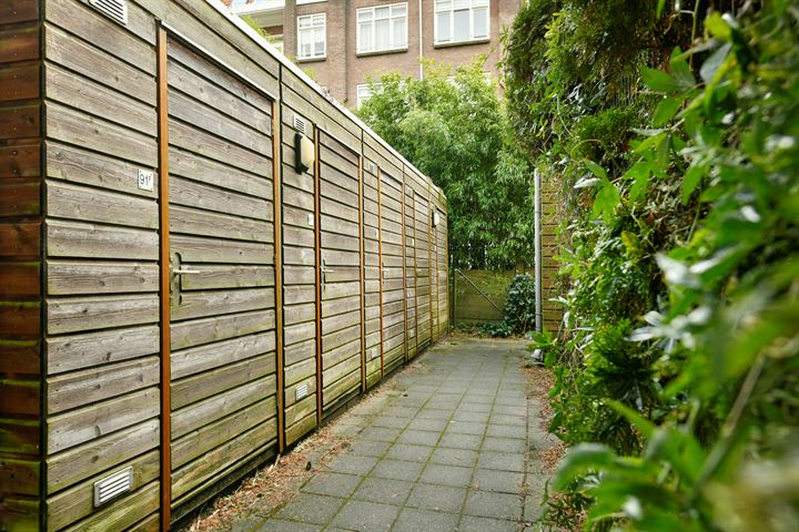 View photo 24 of Roerstraat 91-D