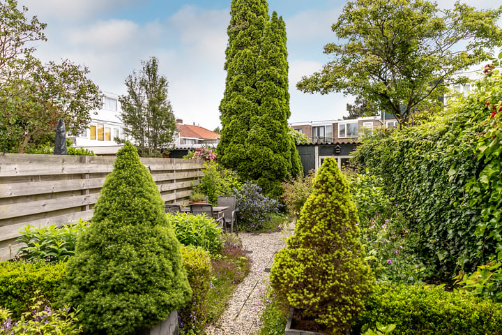 Bekijk foto 3 van Van Oosten de Bruijnstraat 137