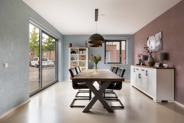 Bekijk foto 18 van Emile Hullebroeckstraat 5