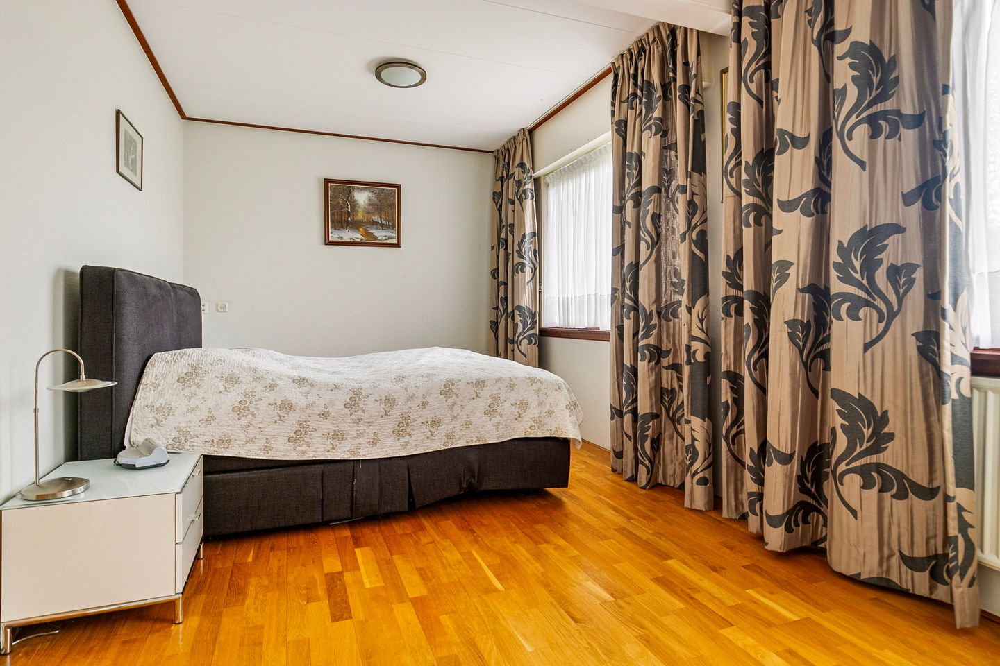 Photo 20 of Papegeulestraat 8