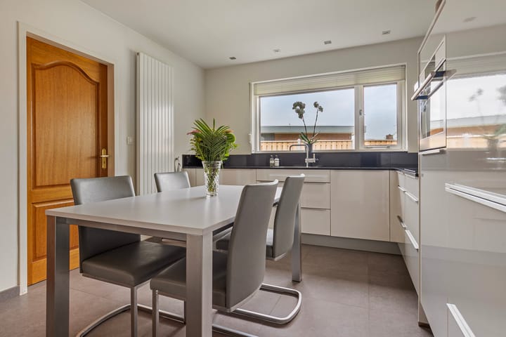 Foto 16 van Papegeulestraat 8