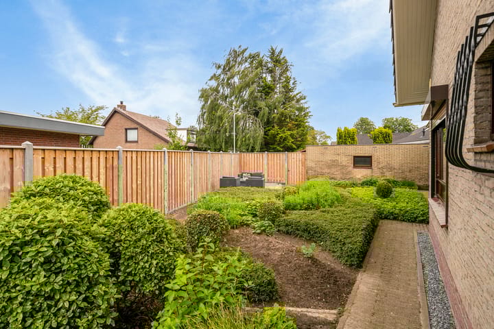 Foto 36 van Papegeulestraat 8