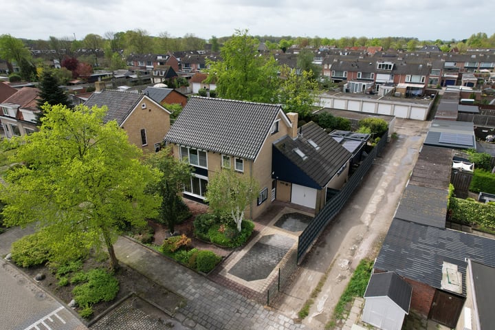 View photo 60 of Oudlandsestraat 22