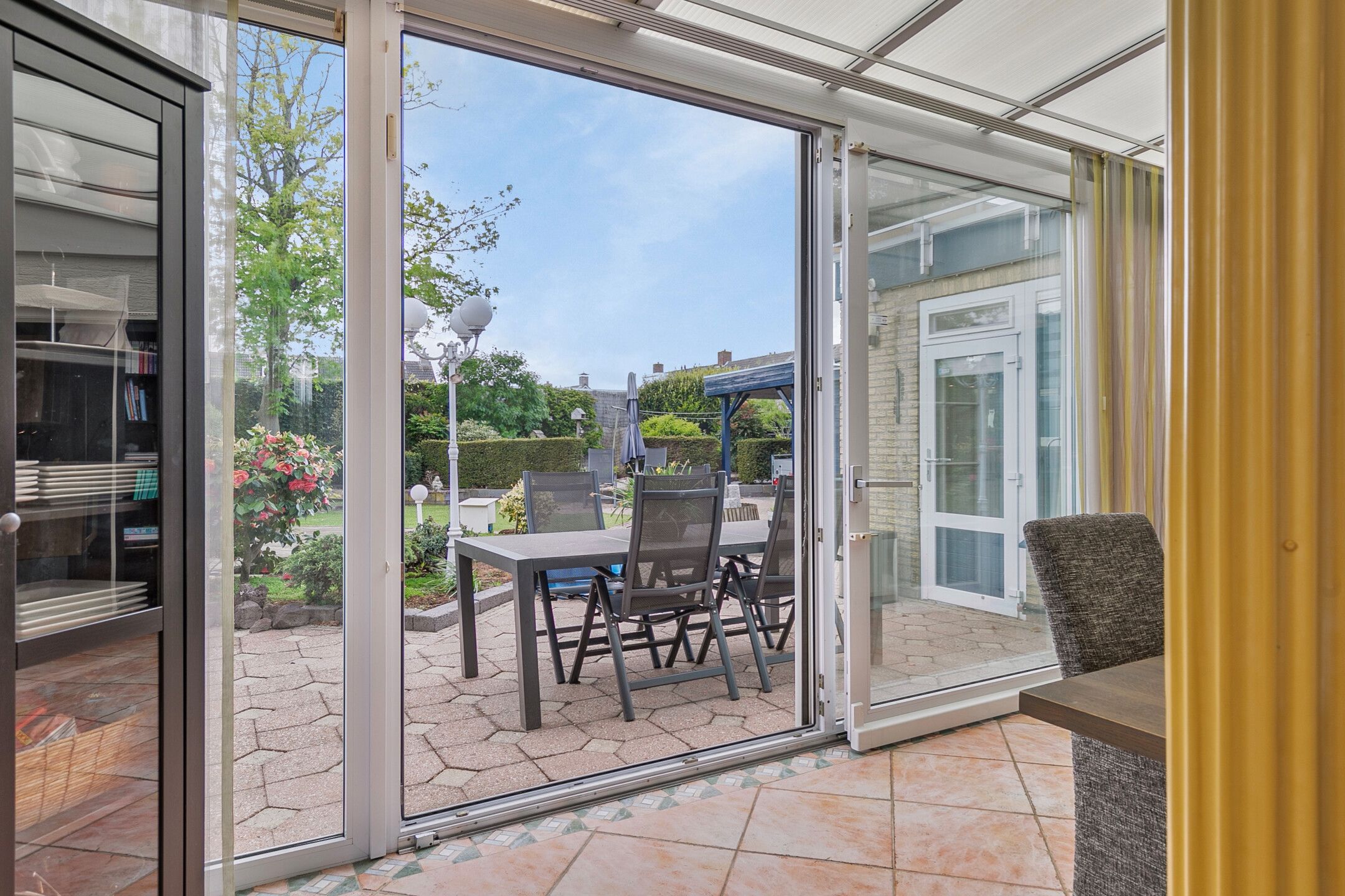 Photo 18 of Oudlandsestraat 22