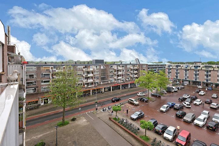 Bekijk foto 9 van Betje Wolffplein 35