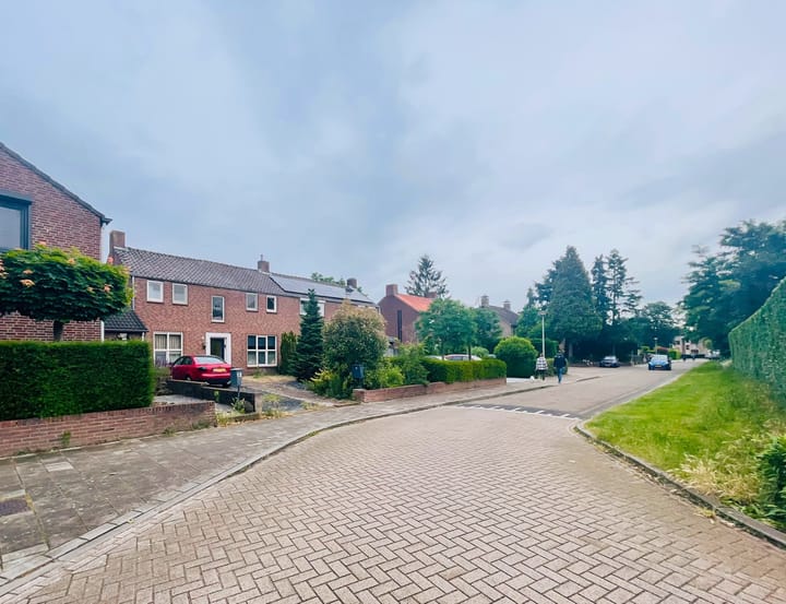 Foto 43 van 2e Dwarsweg 14