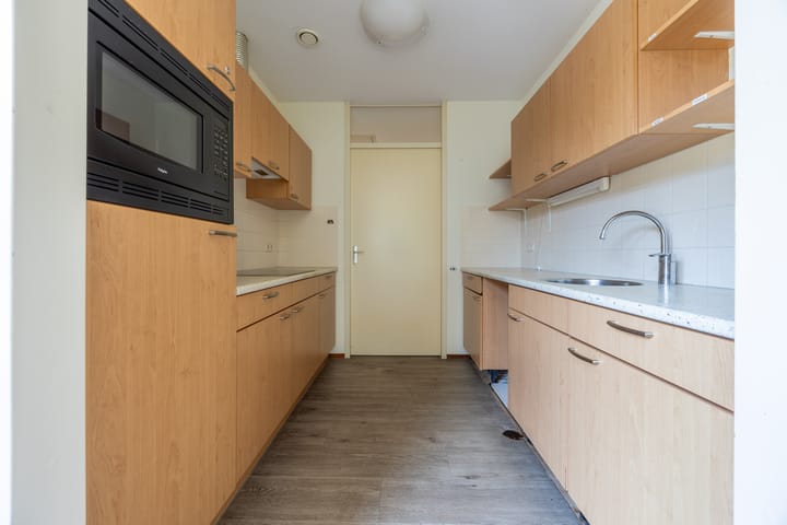 Foto 3 van Burg.van Banningstraat 9