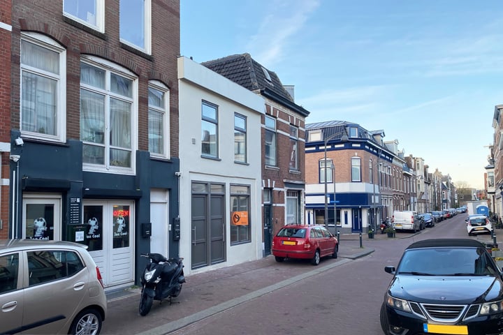 Bekijk foto 2 van Kanaalstraat 27-A