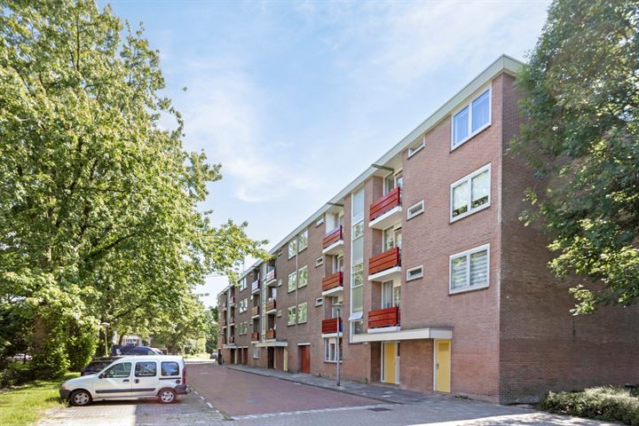 Bekijk foto 1 van Hilversumstraat 157