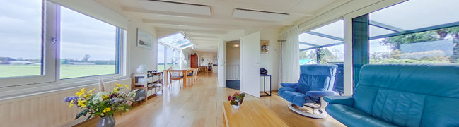 View 360° photo of Woonkamer of Waterlelie 12