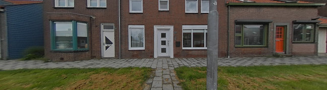 View 360° photo of Voorzijde woning of Lange Heerenstraat 37