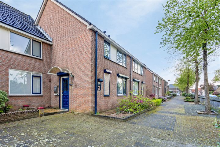 View photo 3 of Schoolstraat 22