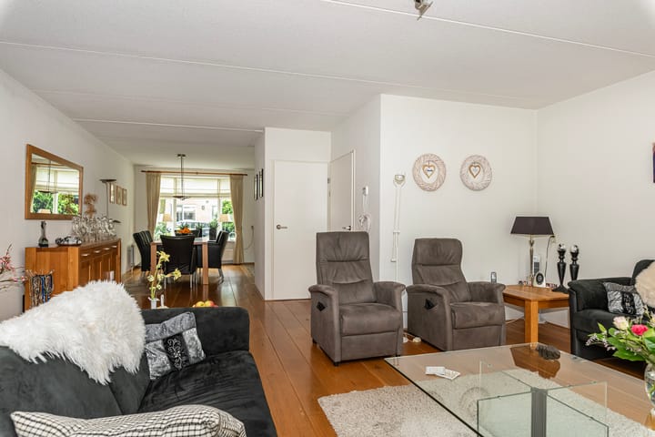 Foto 7 van de Pal 34