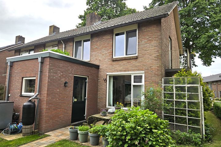 Bekijk foto 21 van Asterstraat 15