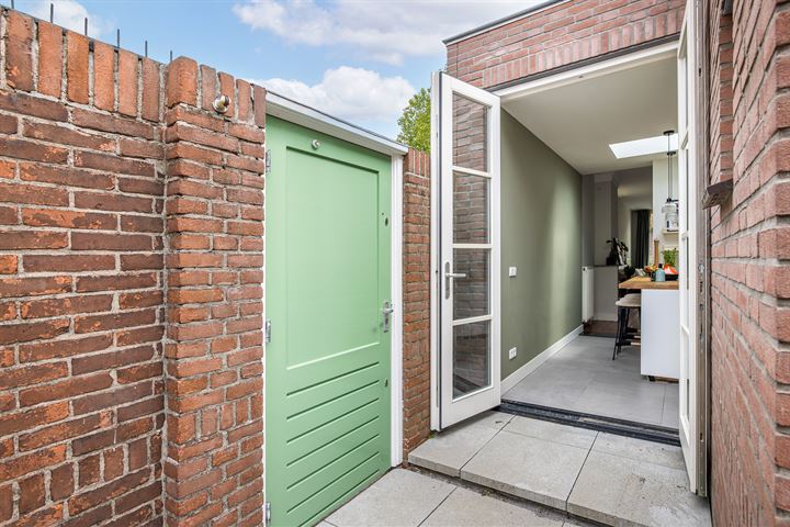 Bekijk foto 31 van Korenbloemstraat 47