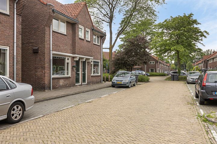 Bekijk foto 22 van J.W. Swiersstraat 15