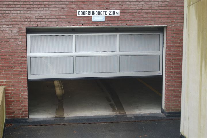 View photo 3 of Seringenstraat 26