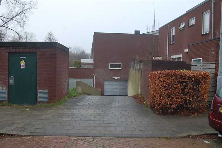 View photo 8 of Seringenstraat 26