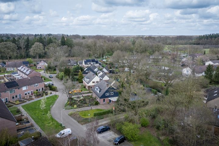 Bekijk foto 48 van K.J.Blokstraat 25