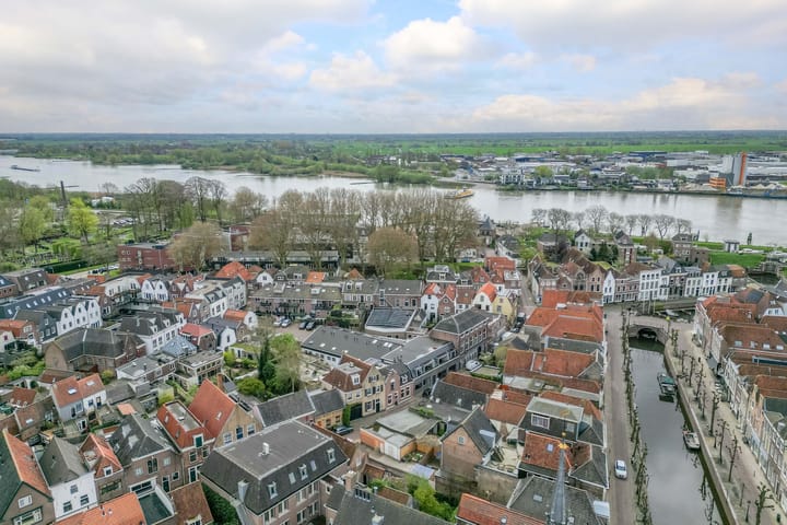 Foto 68 van Lange Weistraat 11