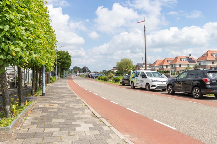 Bekijk foto 21 van Aalsmeerderdijk 375