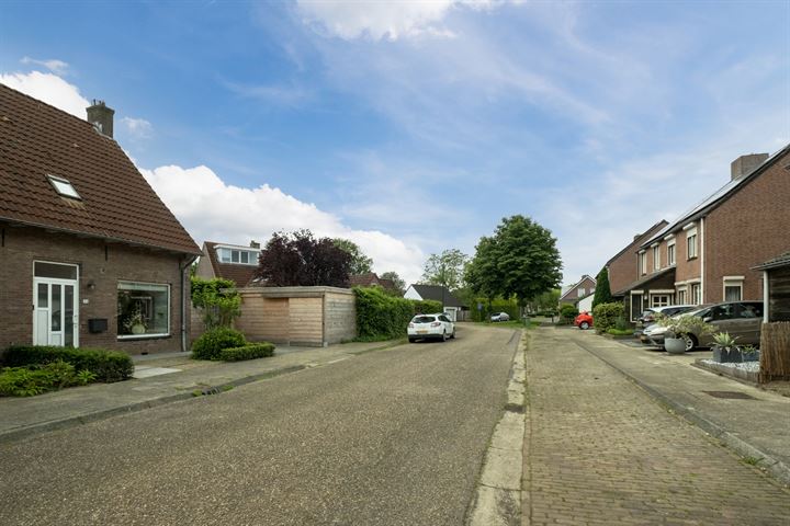 Bekijk foto 30 van Schoolstraat 43