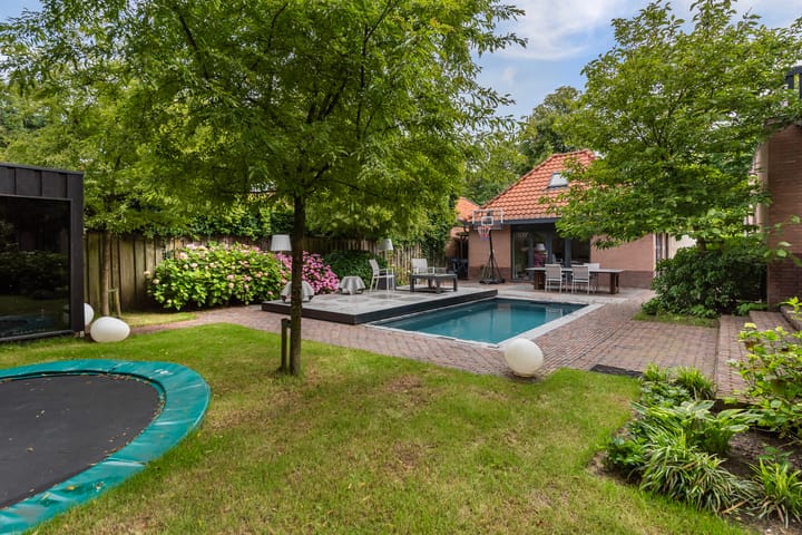 Foto 22 van Vijverweg 4