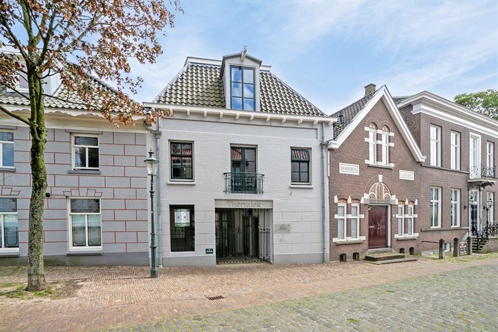 View photo 1 of Walstraat 48