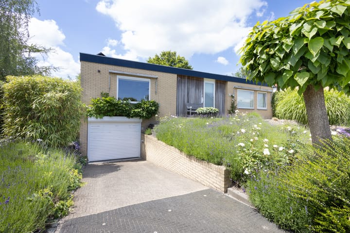 Foto 2 van Jacob van Lennepstraat 93