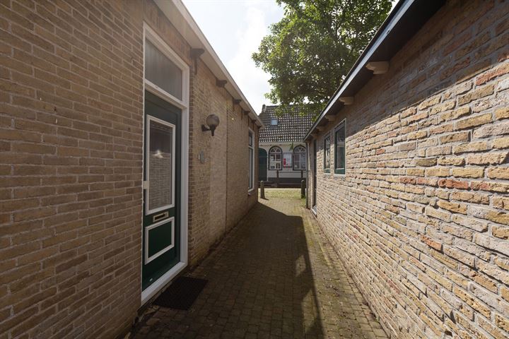 View photo 34 of Kerkstraat 7