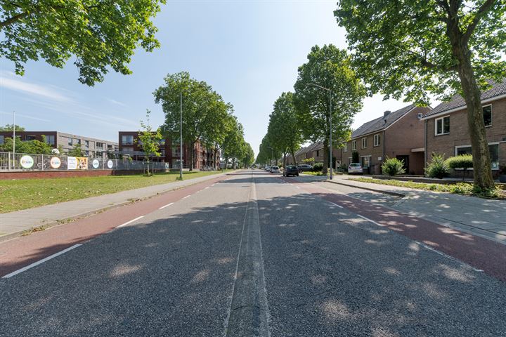 Bekijk foto 38 van Klarinetstraat 13