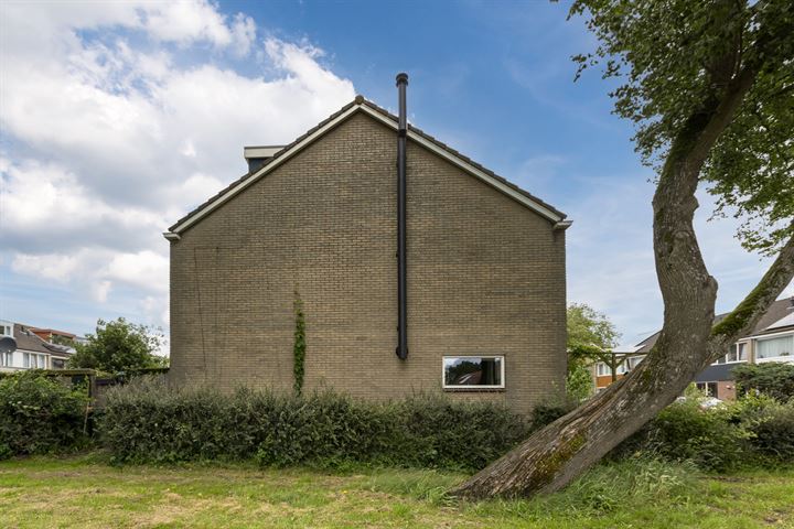 Bekijk foto 44 van Octave van Rijsselberghestraat 24