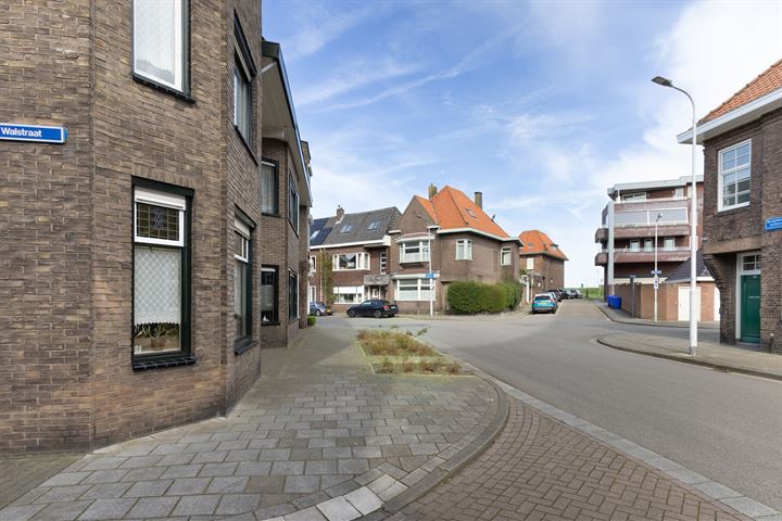 Bekijk foto 30 van Burgemeester Geillstraat 17