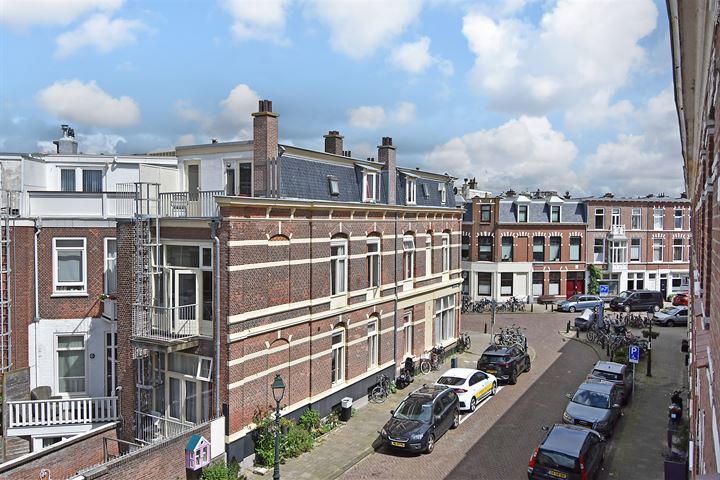 Bekijk foto 32 van Zandvoortstraat 29