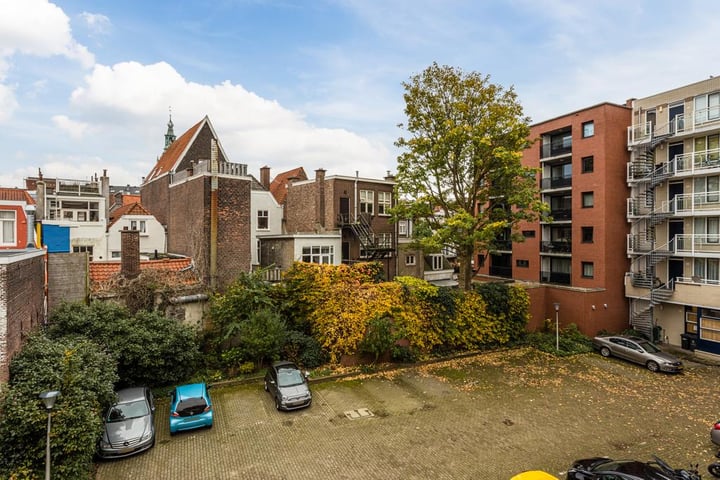 View photo 30 of Pieterstraat 32