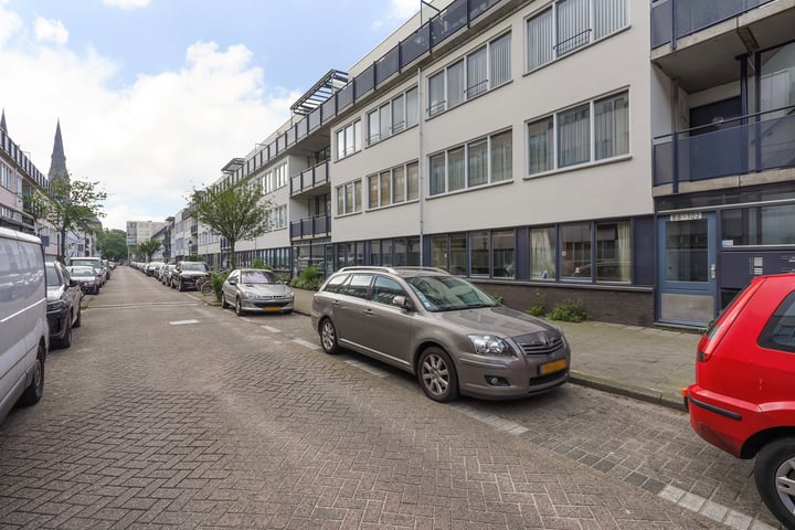 Bekijk foto 7 van Van Diemenstraat 88