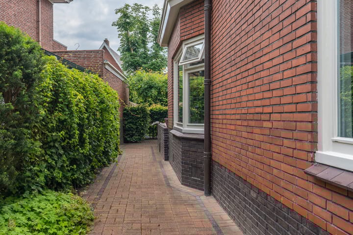 Foto 68 van Burg. Schönfeldsingel 14