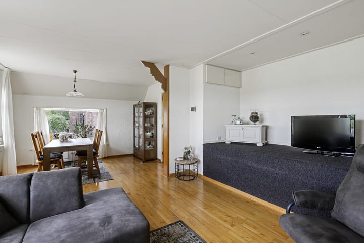 Foto 3 van P W Janssenweg 37