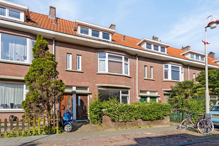 View photo 1 of Hugo Verrieststraat 95