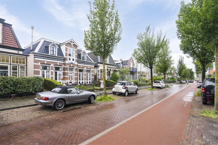 Bekijk foto 2 van Haarlemmerstraat 52