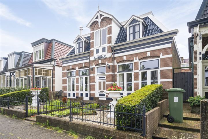 Bekijk foto 3 van Haarlemmerstraat 52