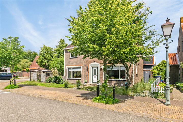 View photo 41 of Zuidsingel 42