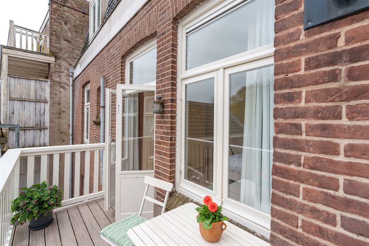 Bekijk foto 13 van Nachtegaalstraat 76-B