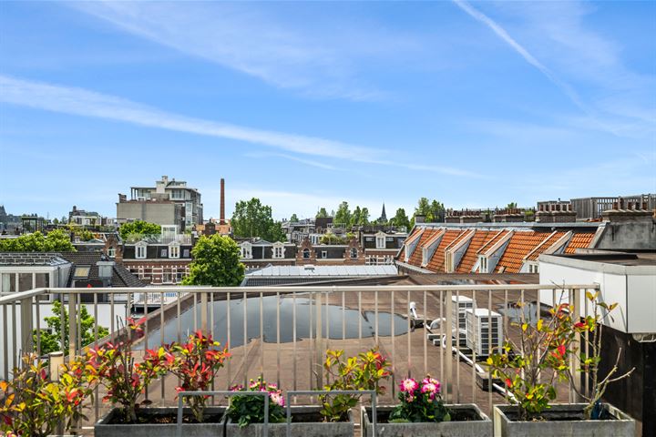 Bekijk foto 30 van Bilderdijkstraat 79-U