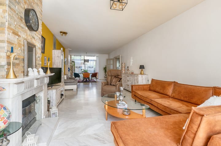 Photo 3 of Thomsonlaan 221