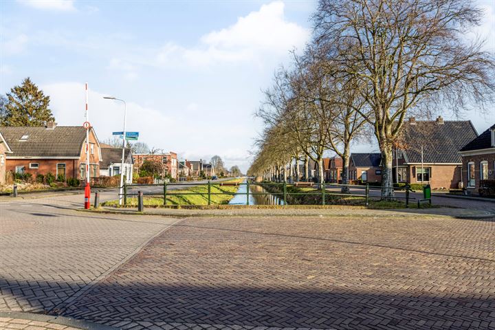 Bekijk foto 32 van Eikensingel 11